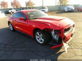  Salvage Ford Mustang