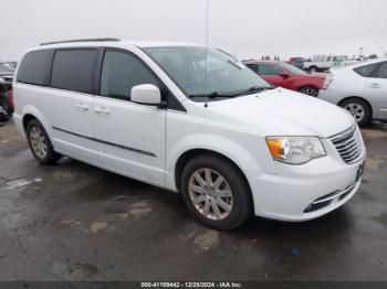  Salvage Chrysler Town & Country