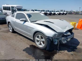  Salvage Ford Mustang