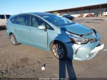  Salvage Toyota Prius v