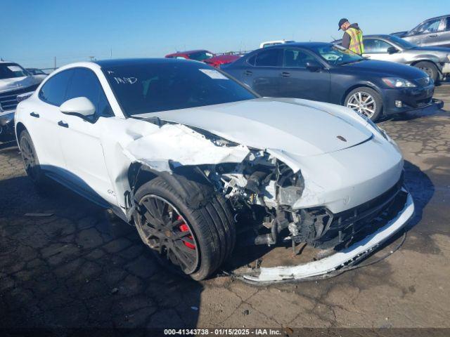  Salvage Porsche Panamera