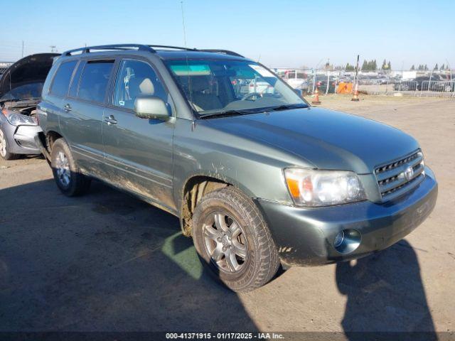  Salvage Toyota Highlander