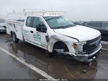  Salvage Ford F-350