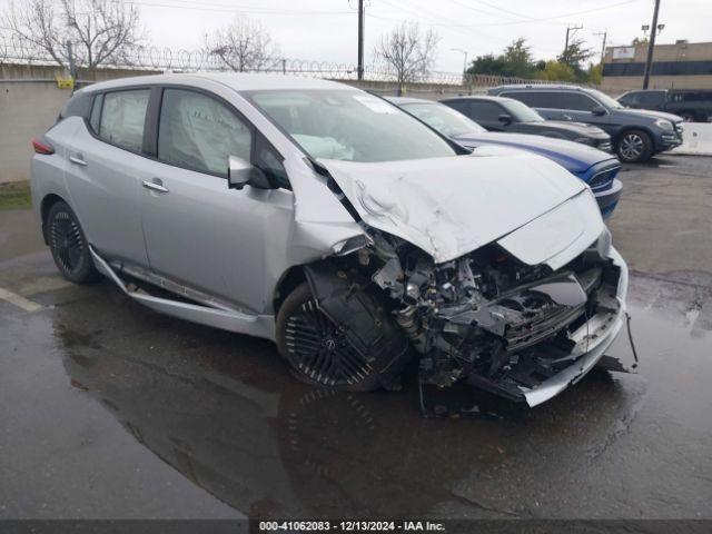  Salvage Nissan LEAF