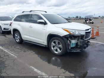  Salvage Toyota Highlander