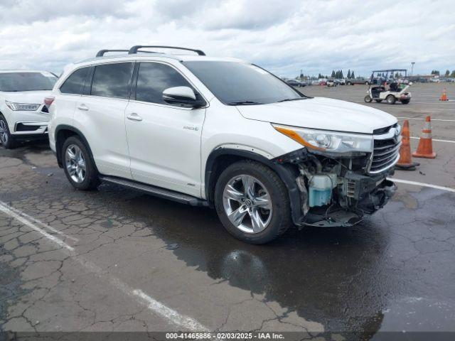  Salvage Toyota Highlander