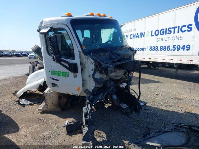  Salvage Peterbilt 579