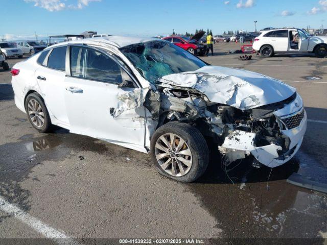  Salvage Kia Optima