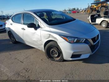  Salvage Nissan Versa