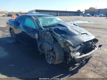  Salvage Dodge Challenger