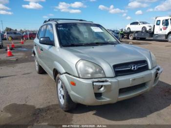  Salvage Hyundai TUCSON