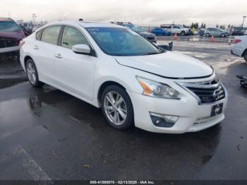  Salvage Nissan Altima