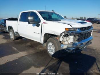  Salvage Chevrolet Silverado 2500