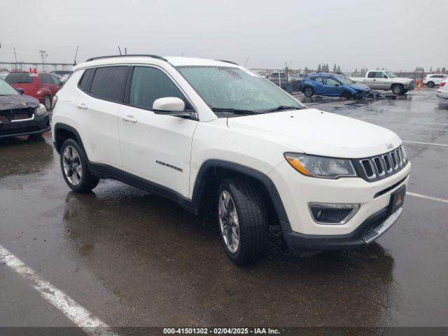  Salvage Jeep Compass