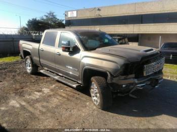  Salvage GMC Sierra 2500