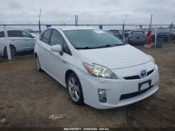  Salvage Toyota Prius