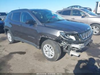  Salvage Jeep Compass