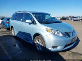  Salvage Toyota Sienna