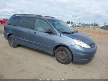  Salvage Toyota Sienna