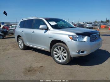  Salvage Toyota Highlander