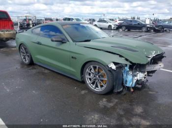  Salvage Ford Mustang