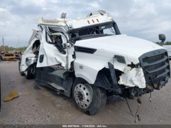  Salvage Freightliner New Cascadia 126