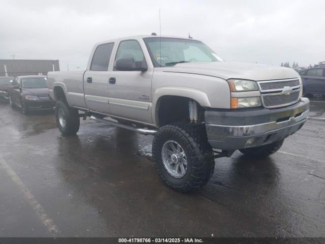  Salvage Chevrolet Silverado 2500