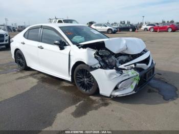  Salvage Toyota Camry