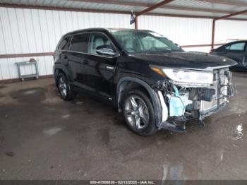  Salvage Toyota Highlander