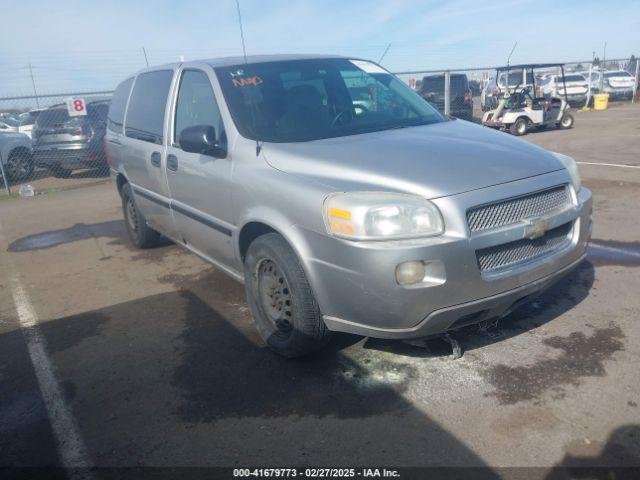  Salvage Chevrolet Uplander