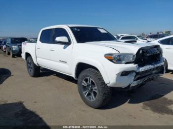  Salvage Toyota Tacoma