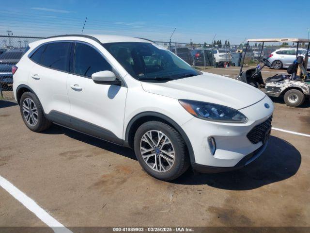 Salvage Ford Escape