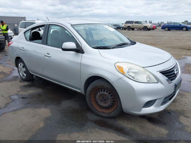  Salvage Nissan Versa