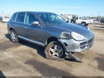  Salvage Porsche Cayenne