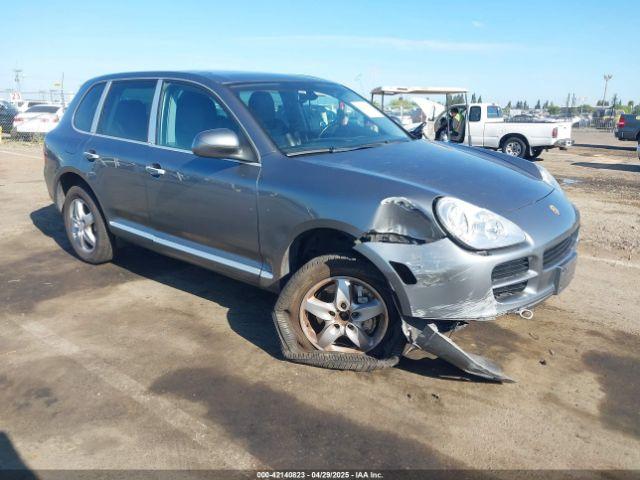  Salvage Porsche Cayenne