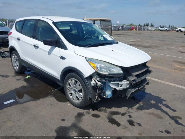  Salvage Ford Escape
