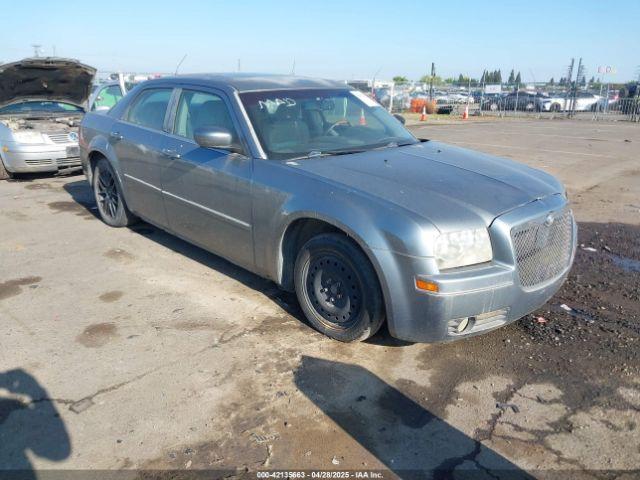  Salvage Chrysler 300