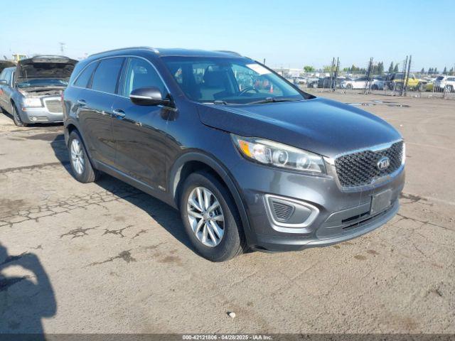  Salvage Kia Sorento