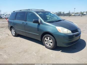  Salvage Toyota Sienna