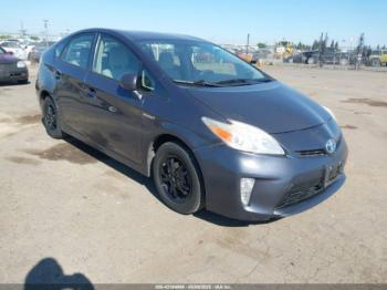  Salvage Toyota Prius