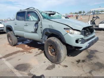  Salvage Toyota Tacoma