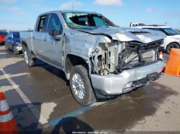  Salvage Chevrolet Silverado 2500