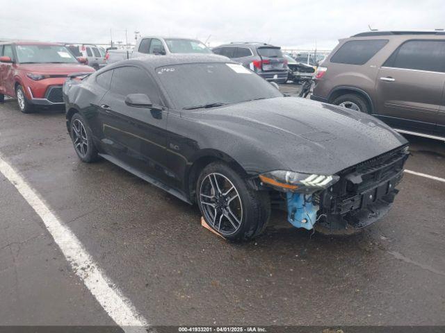  Salvage Ford Mustang