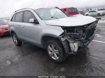  Salvage Kia Sorento