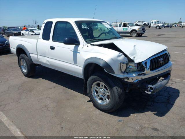  Salvage Toyota Tacoma
