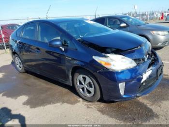  Salvage Toyota Prius