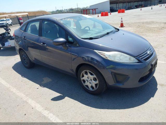  Salvage Ford Fiesta