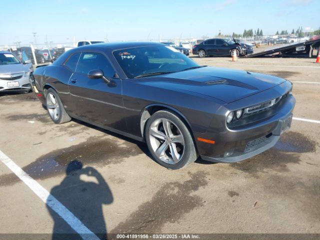  Salvage Dodge Challenger