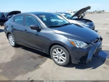  Salvage Toyota Yaris