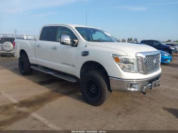  Salvage Nissan Titan